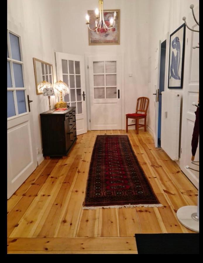 Nana-Eg-80M2 Sanierter Altbau-Parkplatz-Kleiner Garten-Wlan-Netflix-2Zimmer-Kueche-Dusche-Wanne-Waschmaschine Oberhausen  Zewnętrze zdjęcie